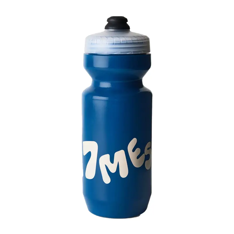 7Mesh Emblem Water Bottle 22Oz 1