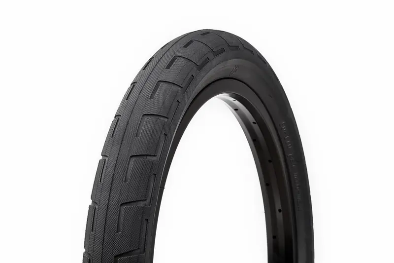 Bsd Donnastreet Tire 1
