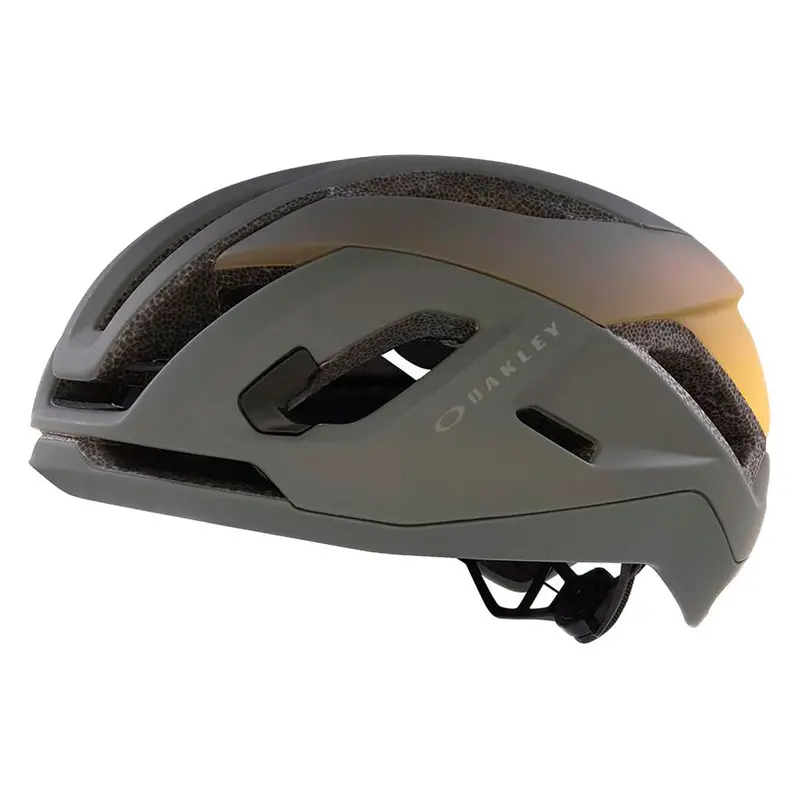 Oakley Aro5 Race Mips Helmet 1
