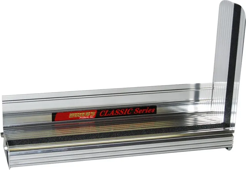 Owens Products Classicpro Extruded 4-Inch Running Boards – Silver Finish For 2011–2014 Gmt900 Silverado/Sierra Diesel Models 1